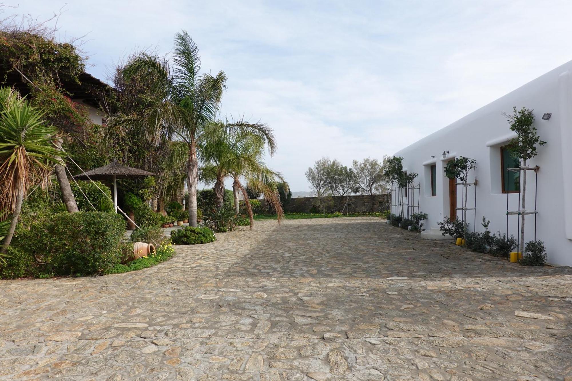 Divers House Agrari  Extérieur photo