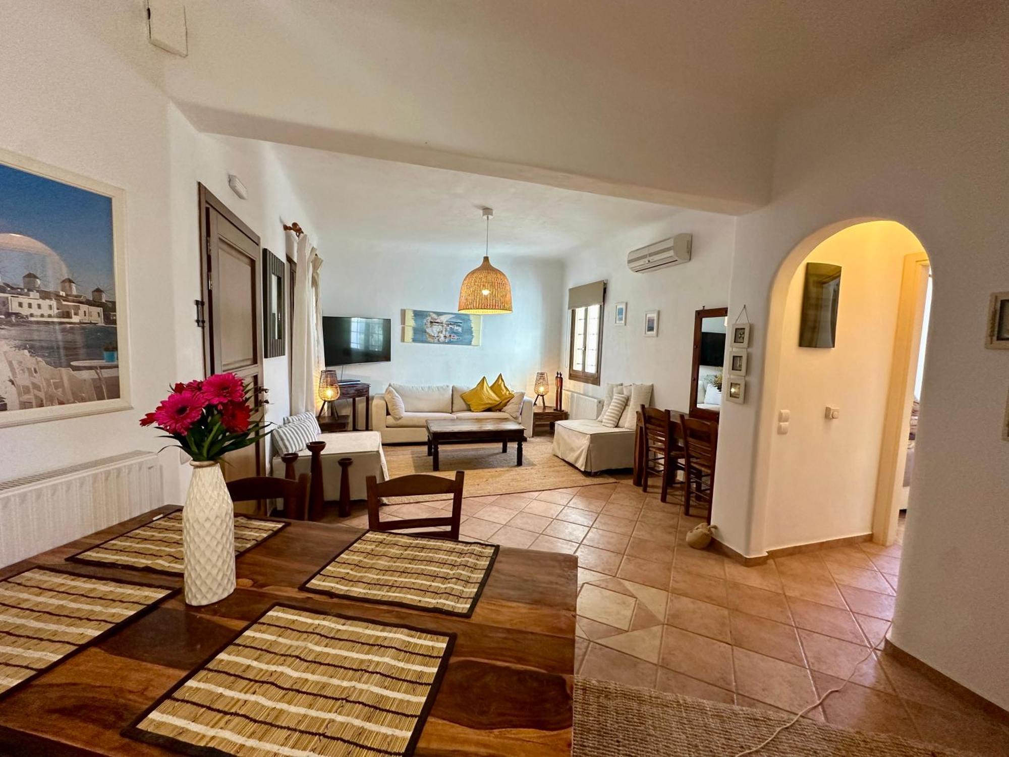 Divers House Agrari  Extérieur photo