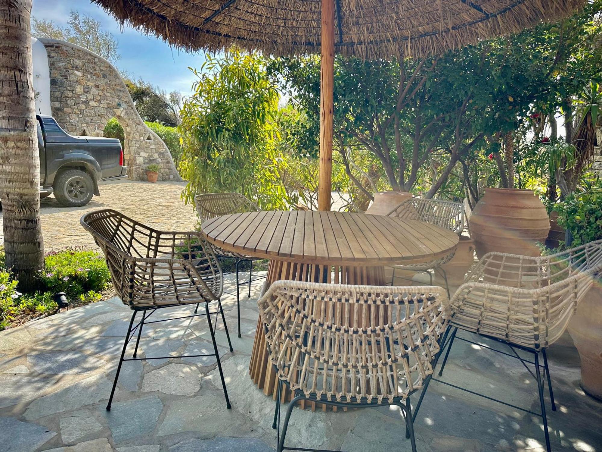 Divers House Agrari  Extérieur photo
