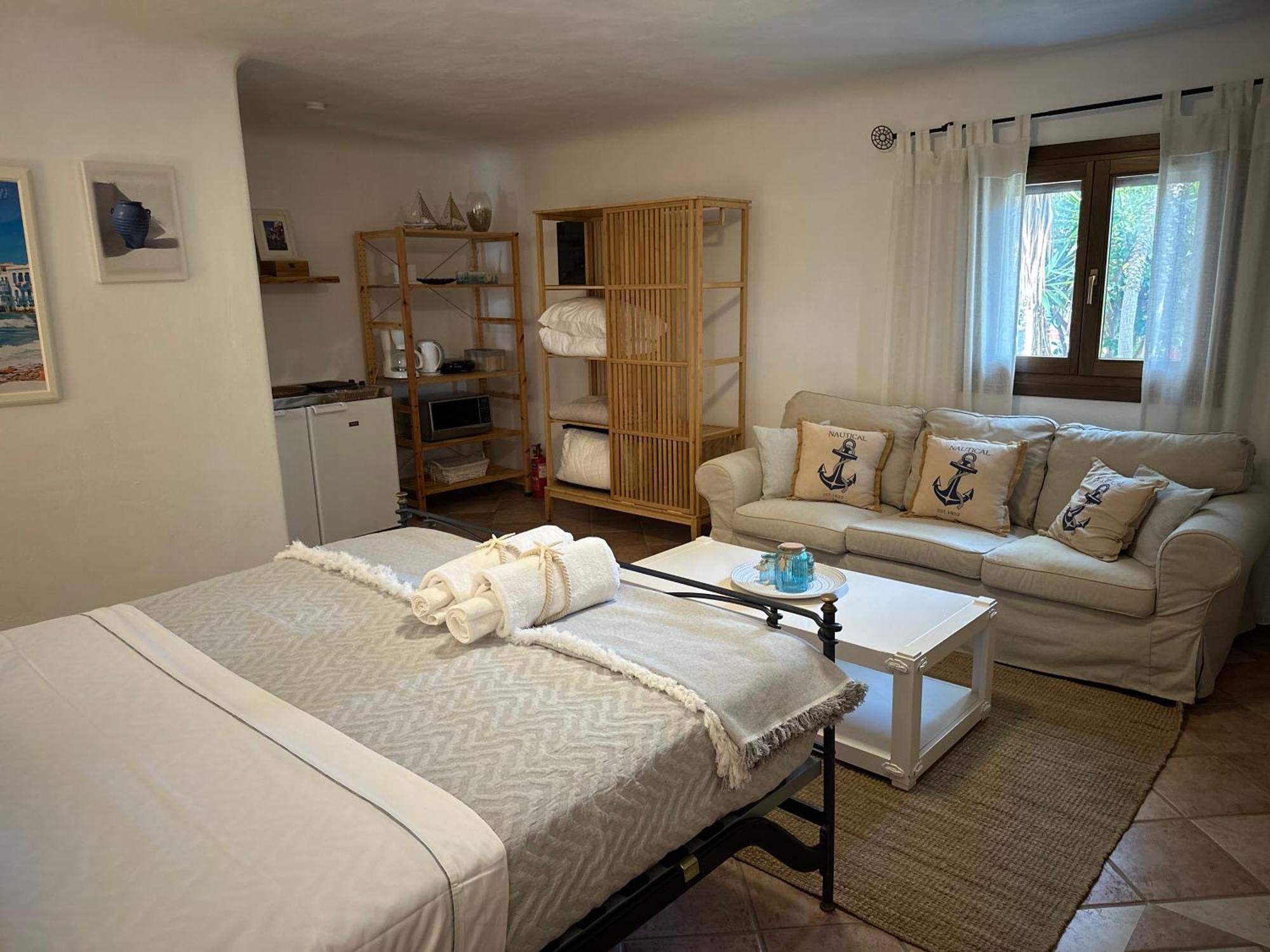 Divers House Agrari  Extérieur photo