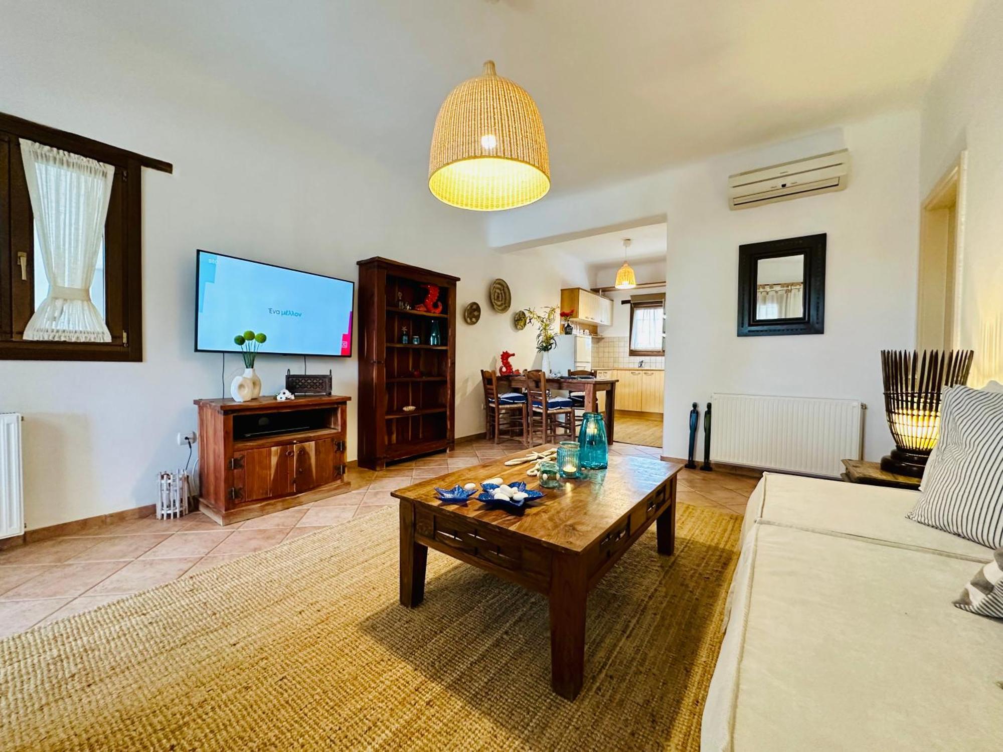Divers House Agrari  Extérieur photo